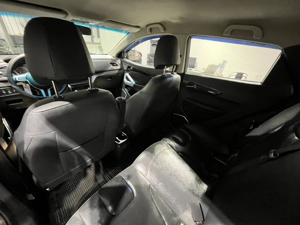 imagen 0 de vehiculo con id 2213
